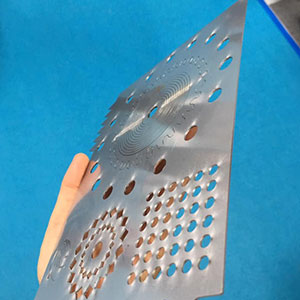 Metal-Rolls-lazer kesici