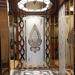 المصعد-القصة الصديقة--بانيل-سترونج-علامات