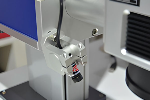 $ {picalt_temp.picalt!}