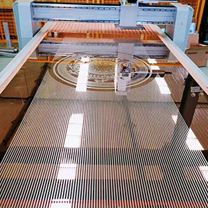 صفيحة بالليزر-صبيتها الصلب المعدني