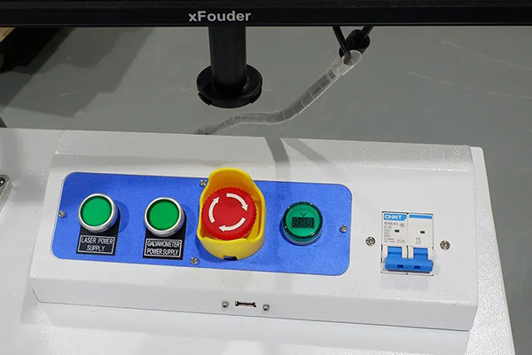 $ {picalt_temp.picalt!}